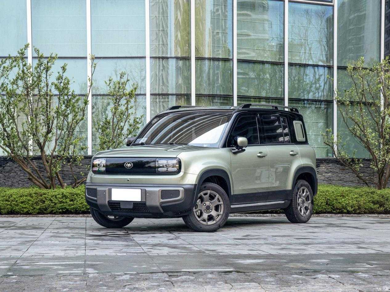 Ооба PLUS SUV